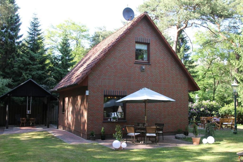 Ferienhaus Am Waldesrand Hatten Buitenkant foto